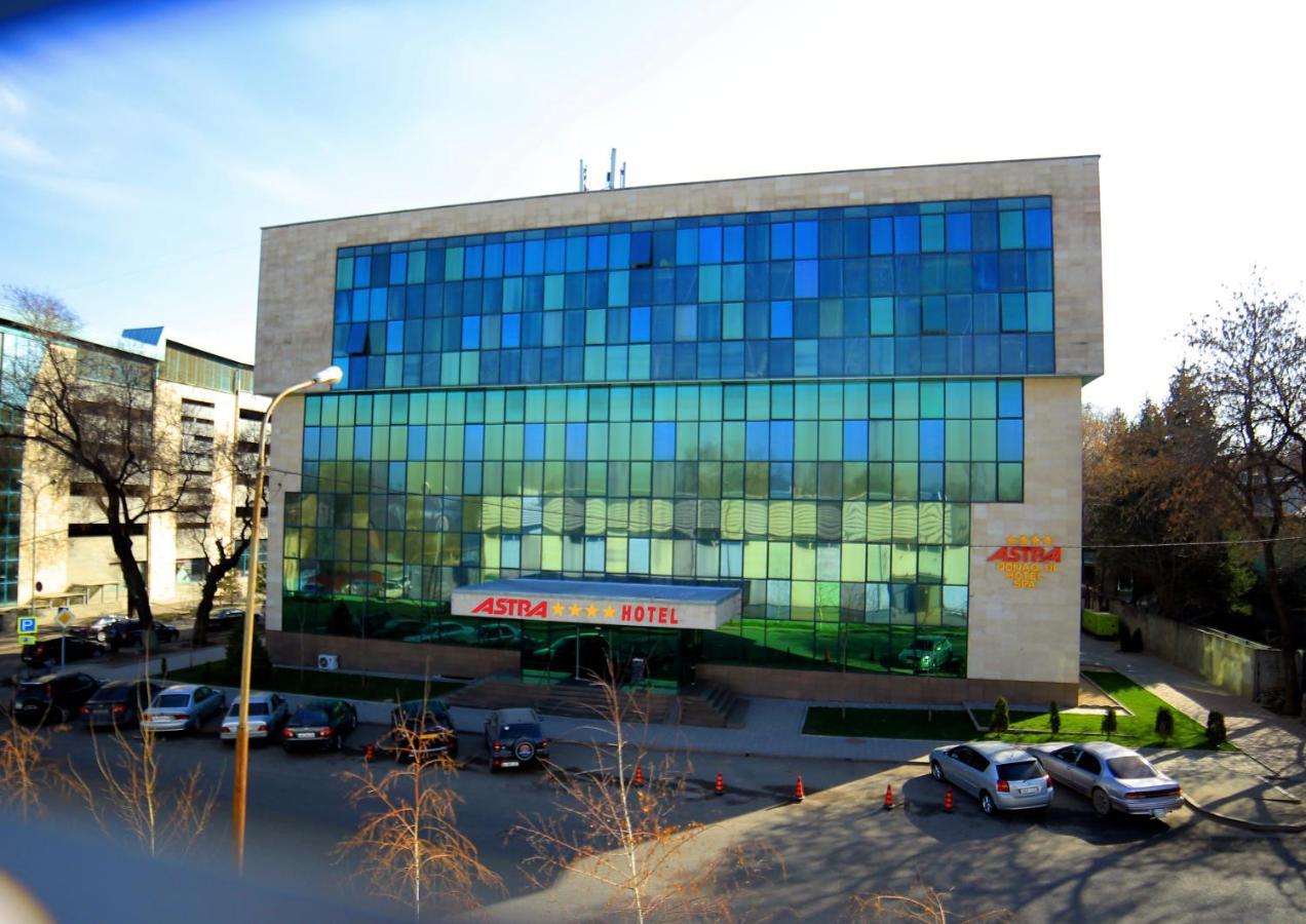 Astra Hotel Almatî Exterior foto