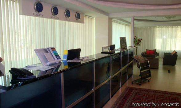 Astra Hotel Almatî Exterior foto